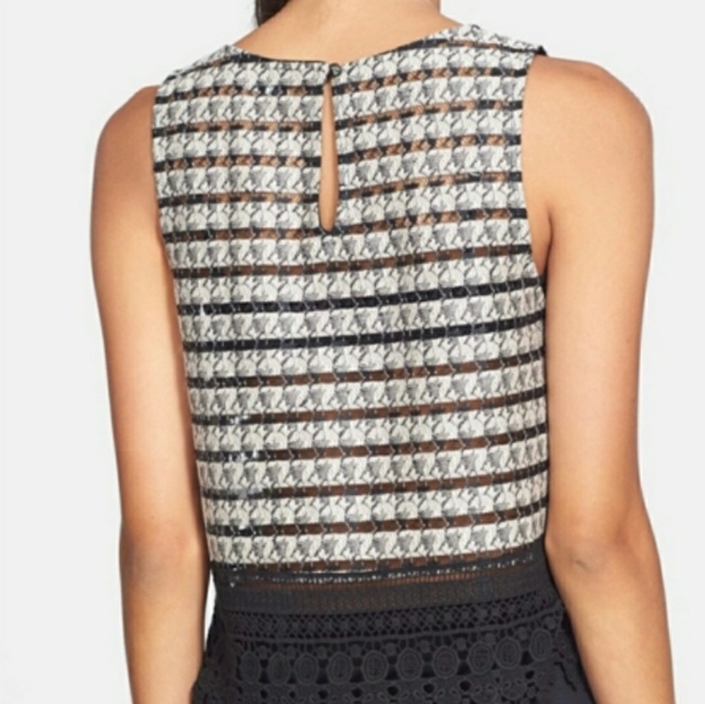 Astr Lacy Openwork Sleeveless Top Black & Tan Size XS - Picture 2 of 11